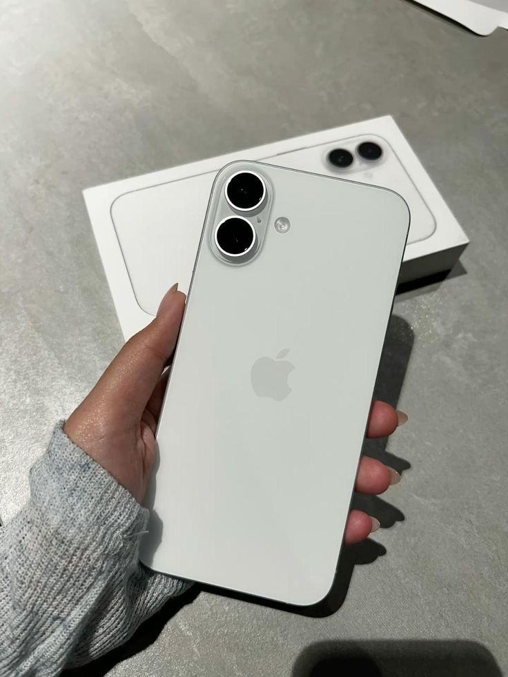 iPhone 16 plus